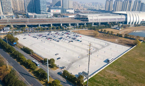高铁站南广场停车场元旦正式投入使用_副本.jpg 高铁站南广场停车场元旦正式投入使用_副本.jpg